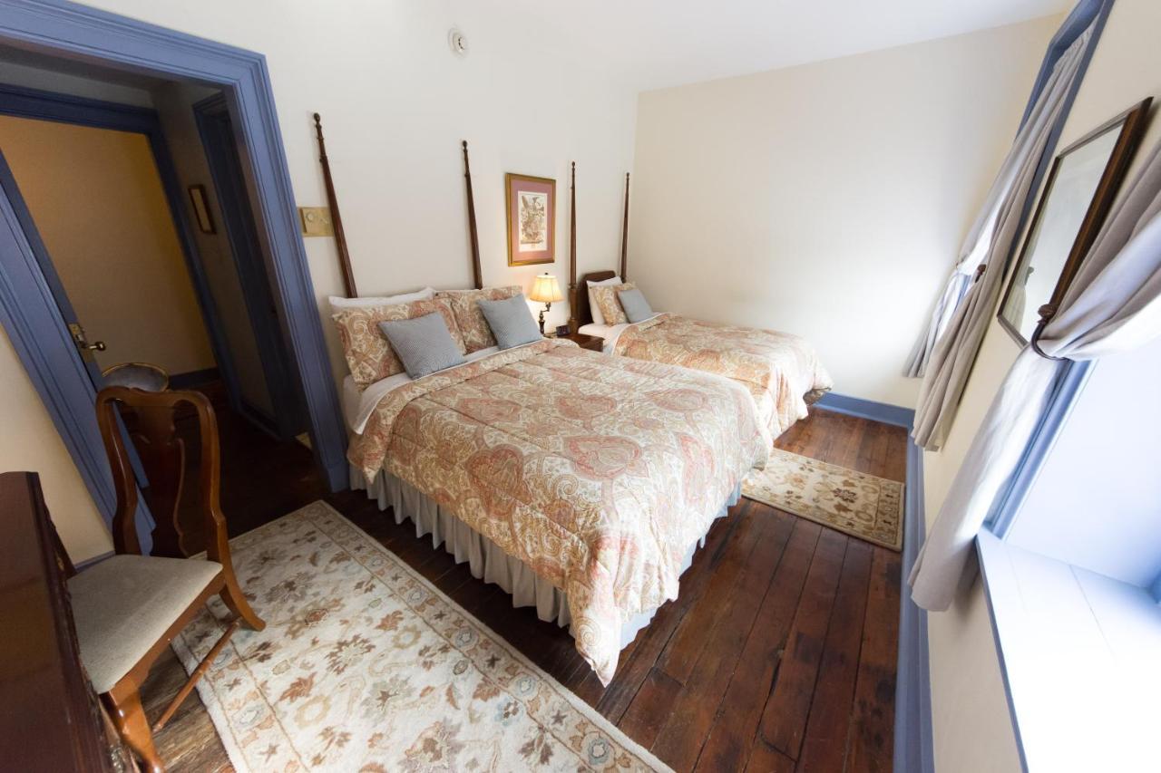Thomas Bond House Bed And Breakfast Philadelphia Exterior photo
