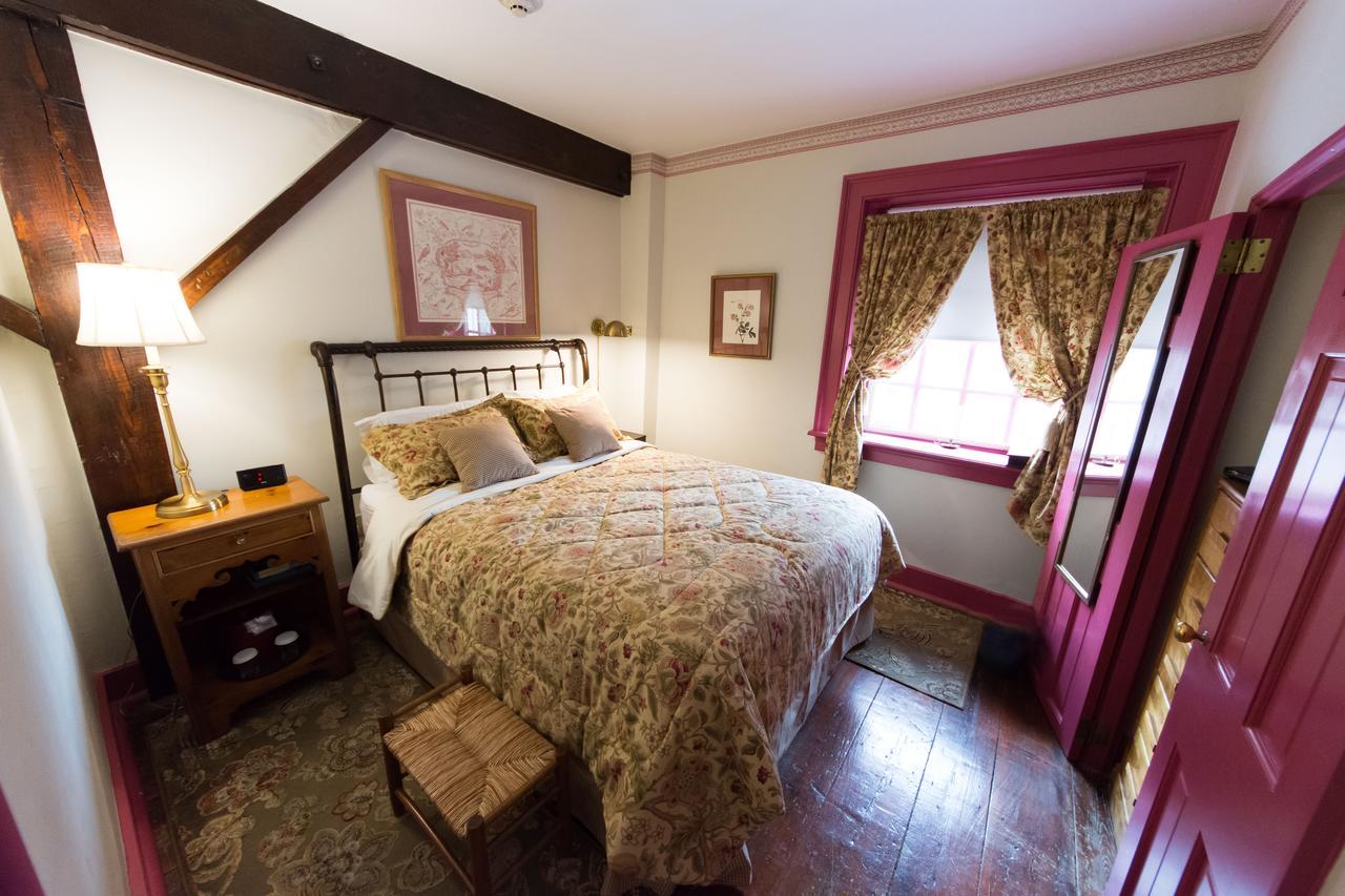 Thomas Bond House Bed And Breakfast Philadelphia Exterior photo