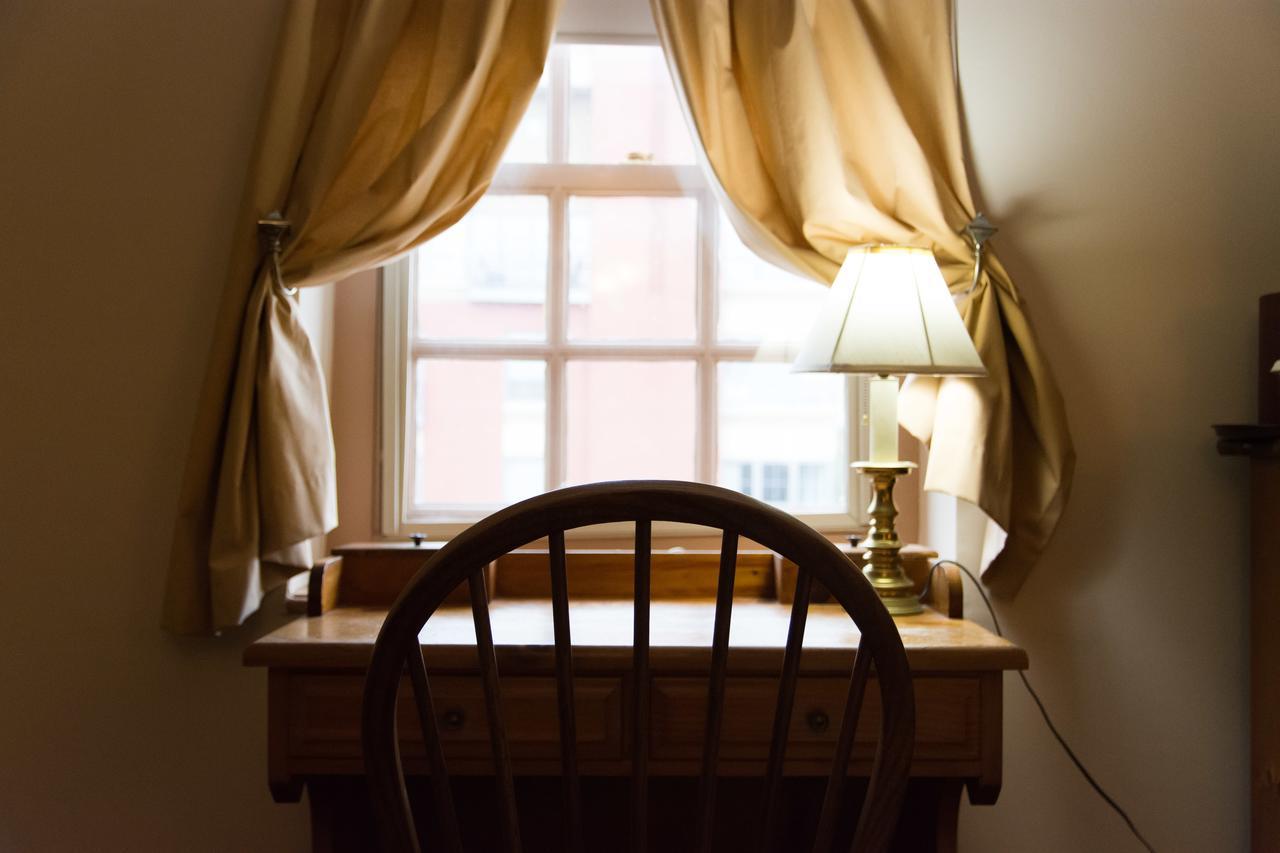 Thomas Bond House Bed And Breakfast Philadelphia Exterior photo